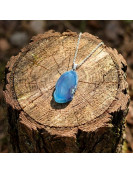 Mavi Akik Taşı Dilim Kolye – Çelik Zincirli Mavi Akik Taşı Dilim Kolye – Çelik Zincirli